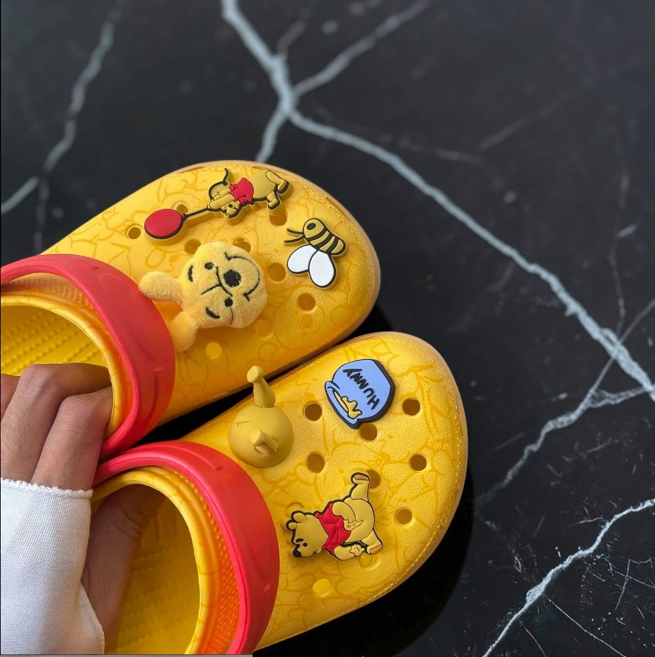 Crocs Winnie L'ourson